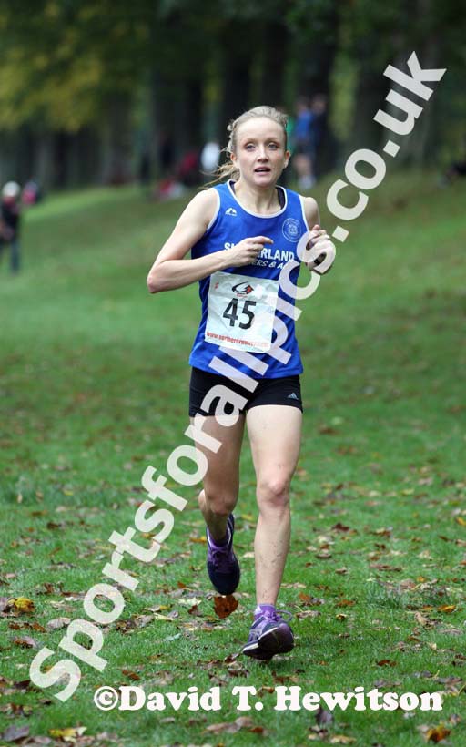 Michelle Avery (Sunderlanmd) winning the Gibside Trail Race, Rowlands Gill. Photo: David T. Hewitson/Sports for All Pics
